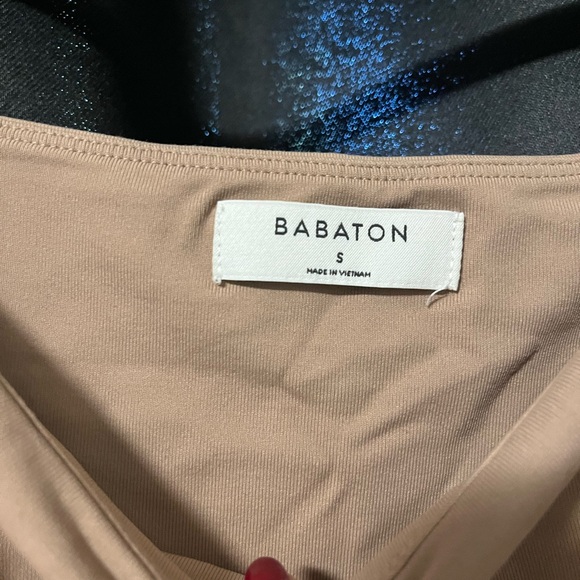 Babaton Contour Bodysuit - Picture 2 of 3